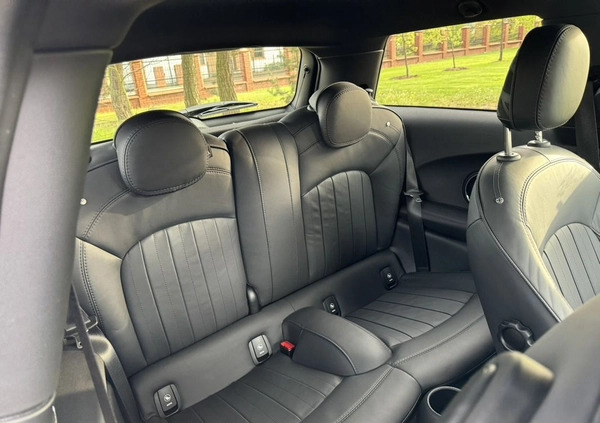 MINI Cooper cena 89900 przebieg: 13000, rok produkcji 2019 z Łaskarzew małe 436